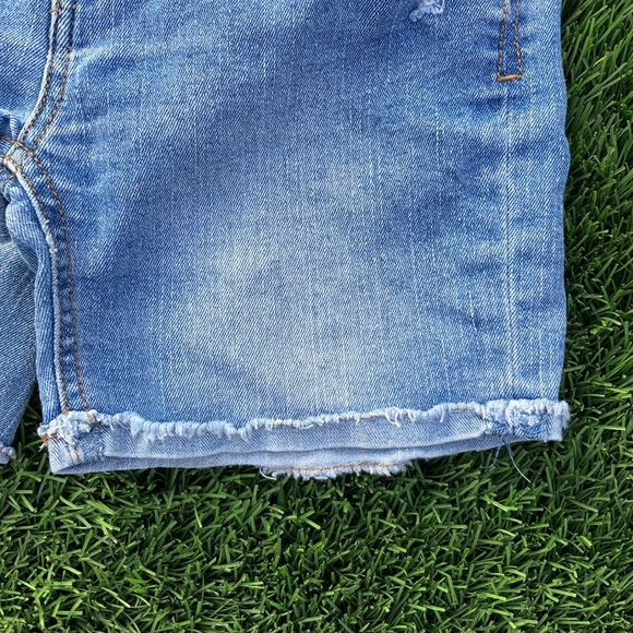 Epic Threads Jean Shorts // Girl’s Size 8 - Picture 9 of 10